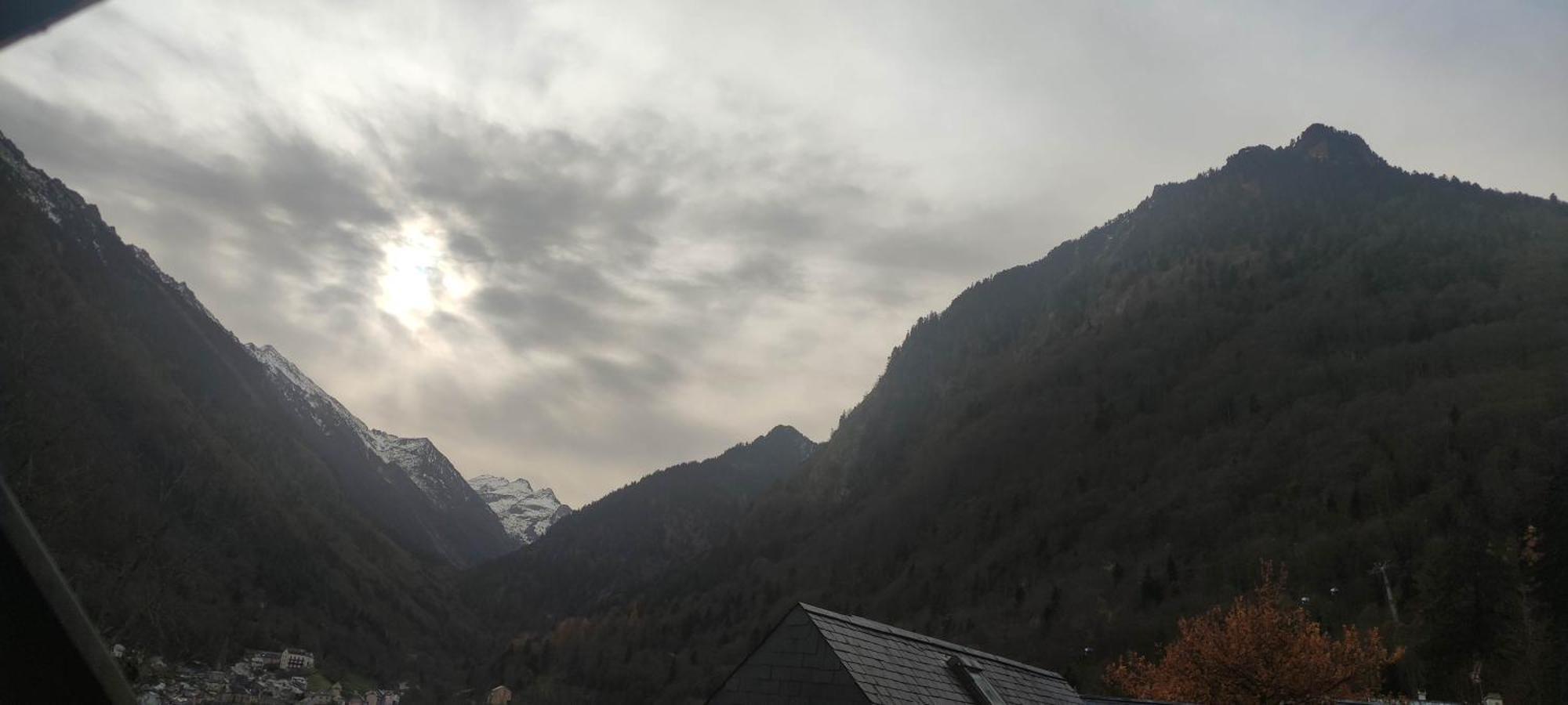 De 2 A 6 Personnes * Cauterets